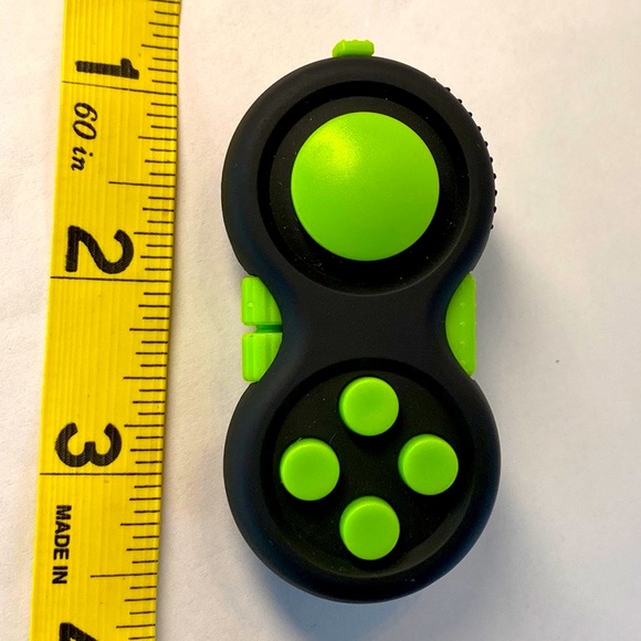 FIDGET! UNIVERSAL Gamer/Remote control Clicker! For Kids & Adults! POCKET Size🔥 - Picture 1 of 4
